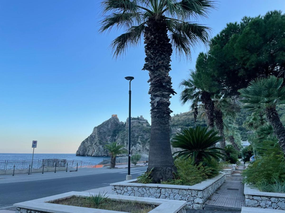 Incantevole Appartamento Taormina Sant'Alessio Siculo Exterior photo